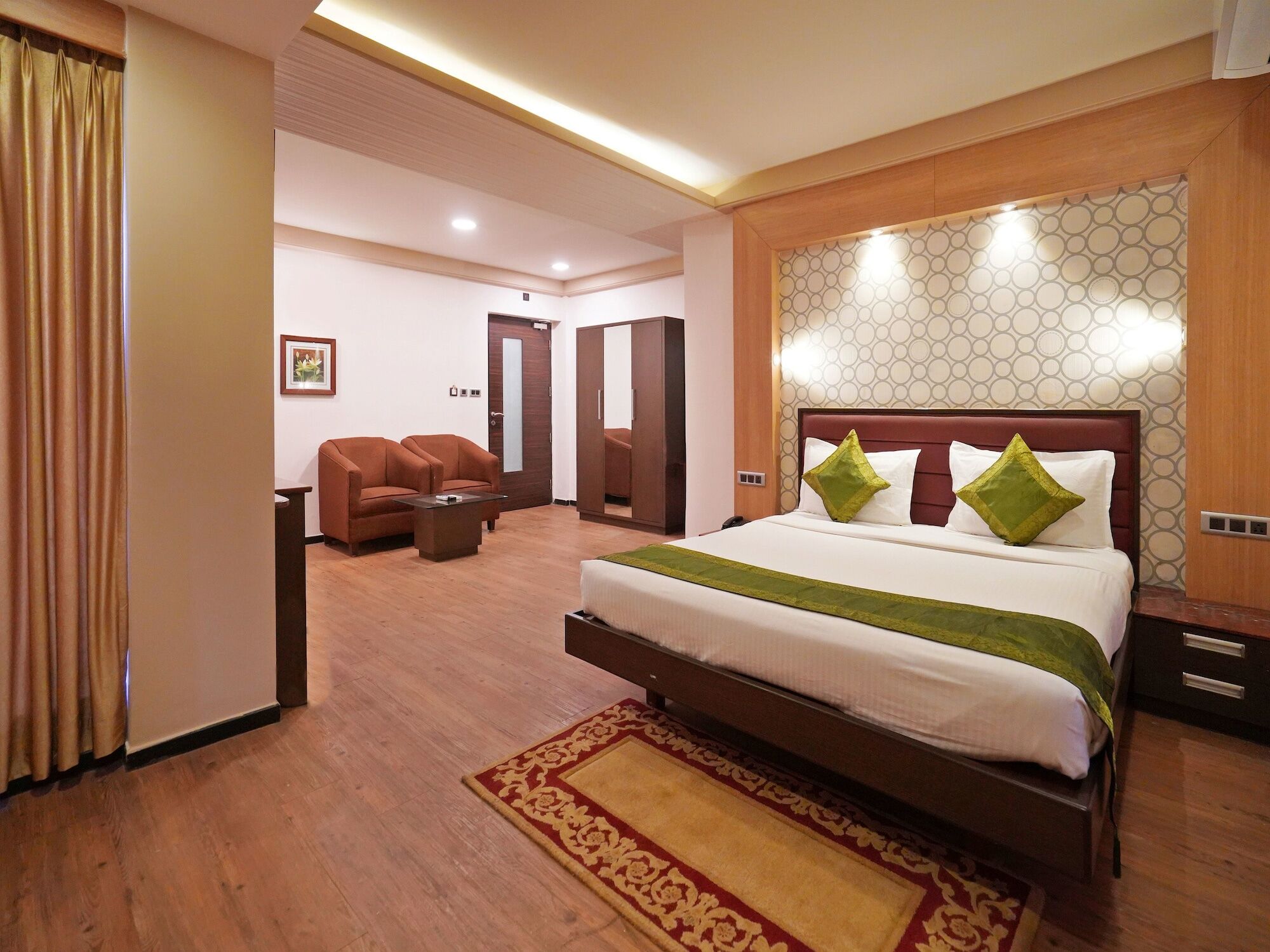Gold Coast Beach Resort Puri Buitenkant foto